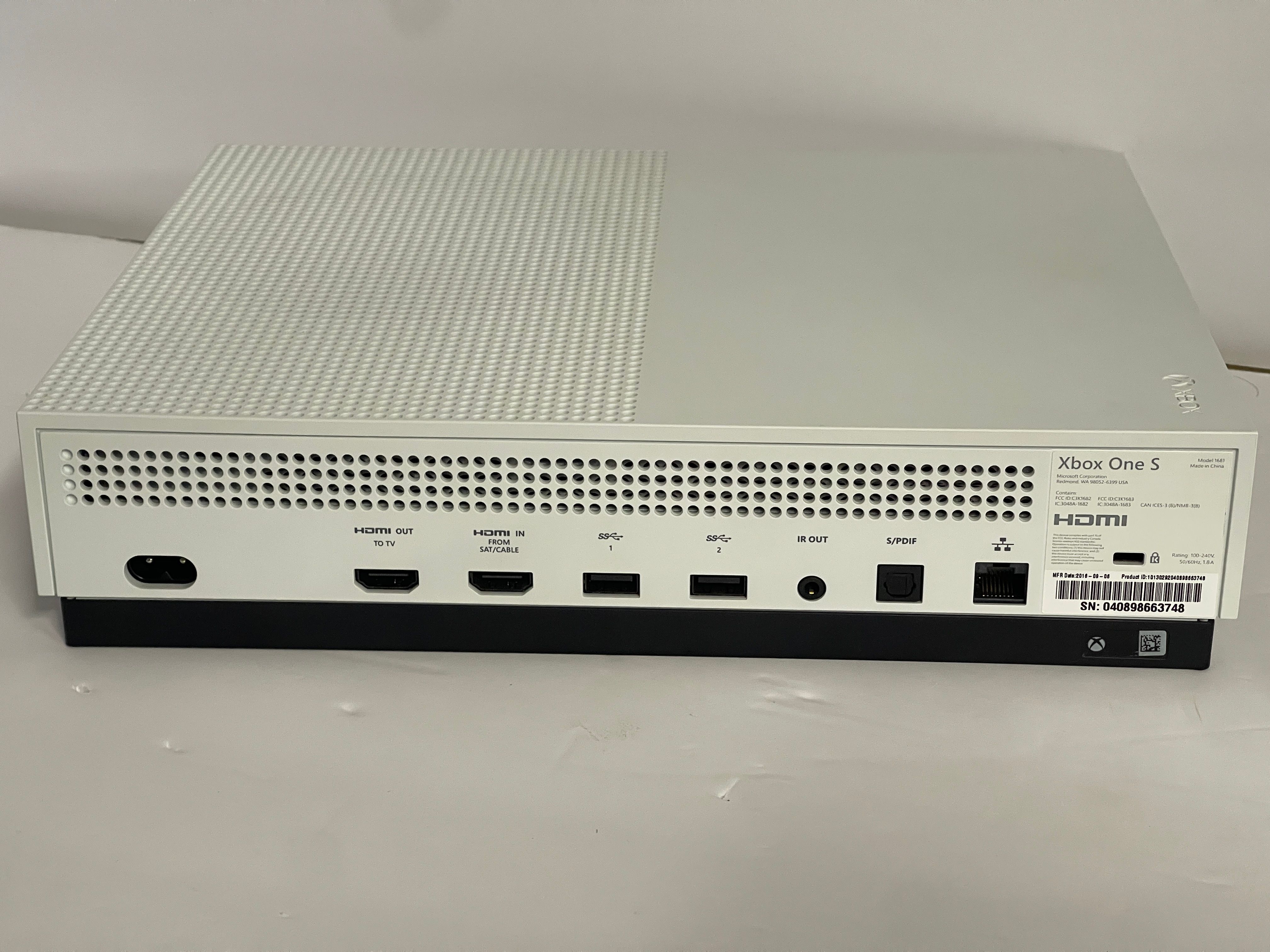 Xbox One S 500GB Console