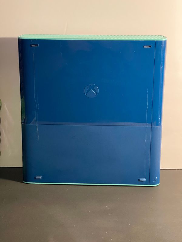 Xbox 360 E 500GB Blue Call of Duty Edition | Loose Xbox 360 E 500GB Blue Call of Duty Edition | Loose