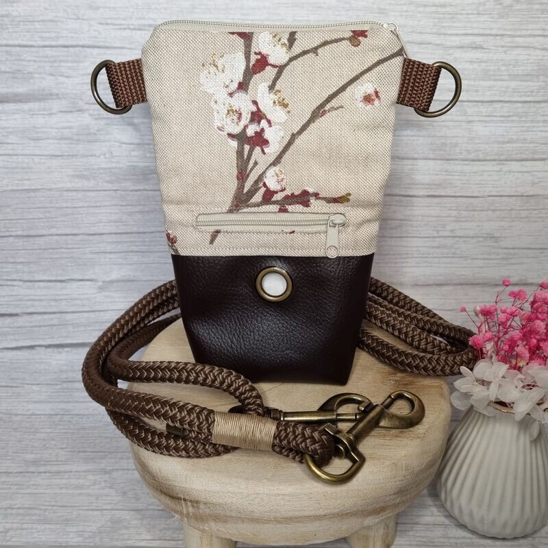 Gassi-Handy-Tasche Kirschblüten