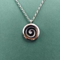 Aromatherapy Necklace - Spiral