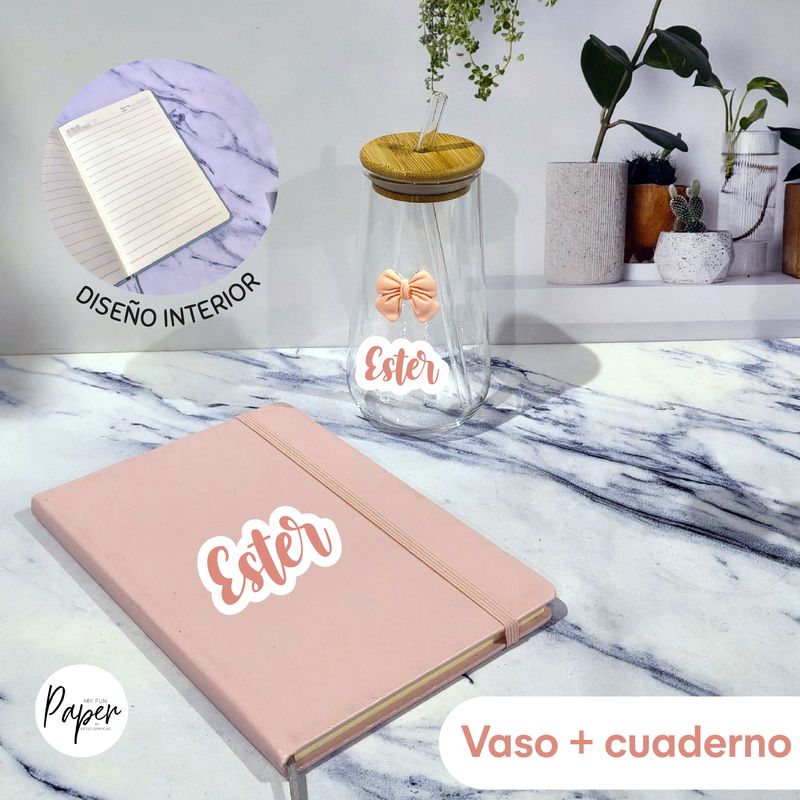 Vaso y cuaderno