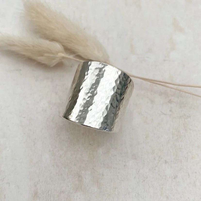 Sterling Silver ring - Hammered - 20mm