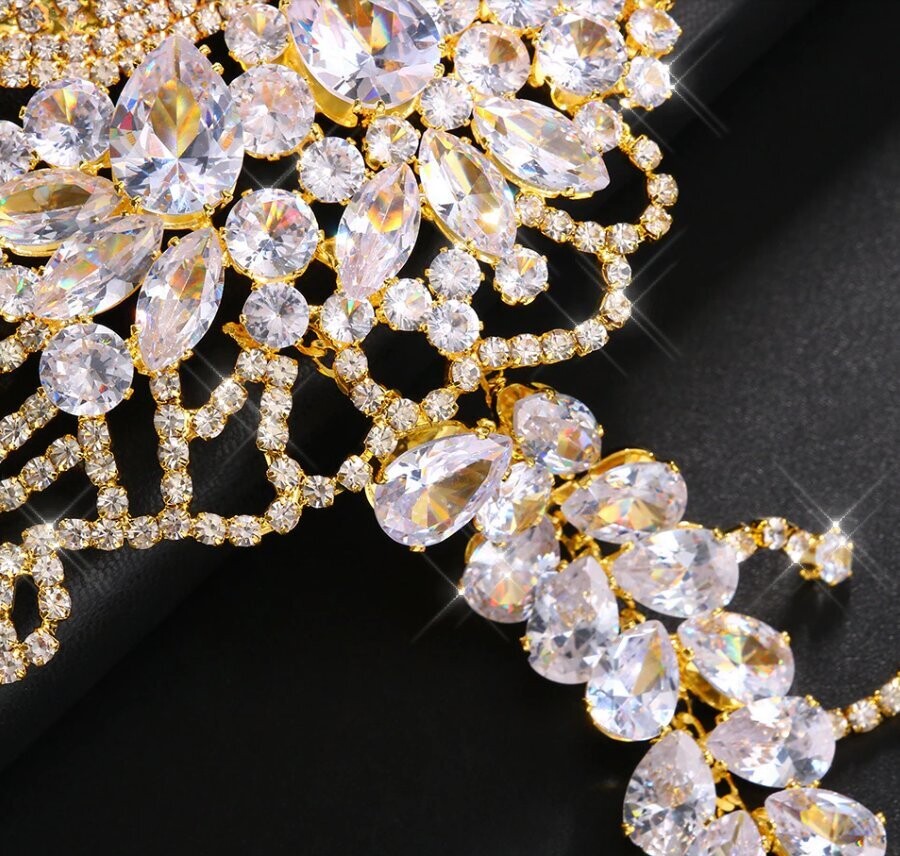 Swarovski Crystal Rhinestone Bling Eye Mask: Chantel