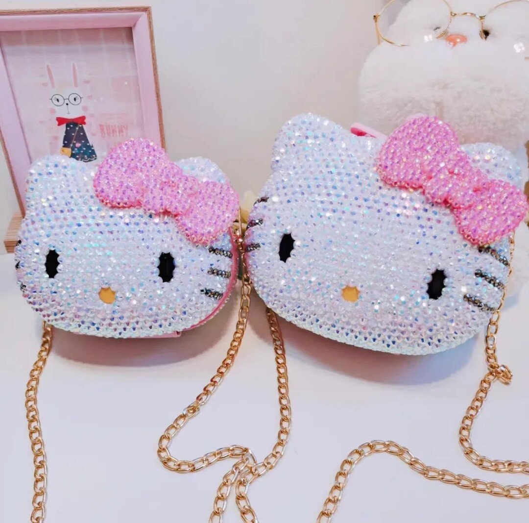 Swarovski Crystal Rhinestone Bling Hello Kitty Purse