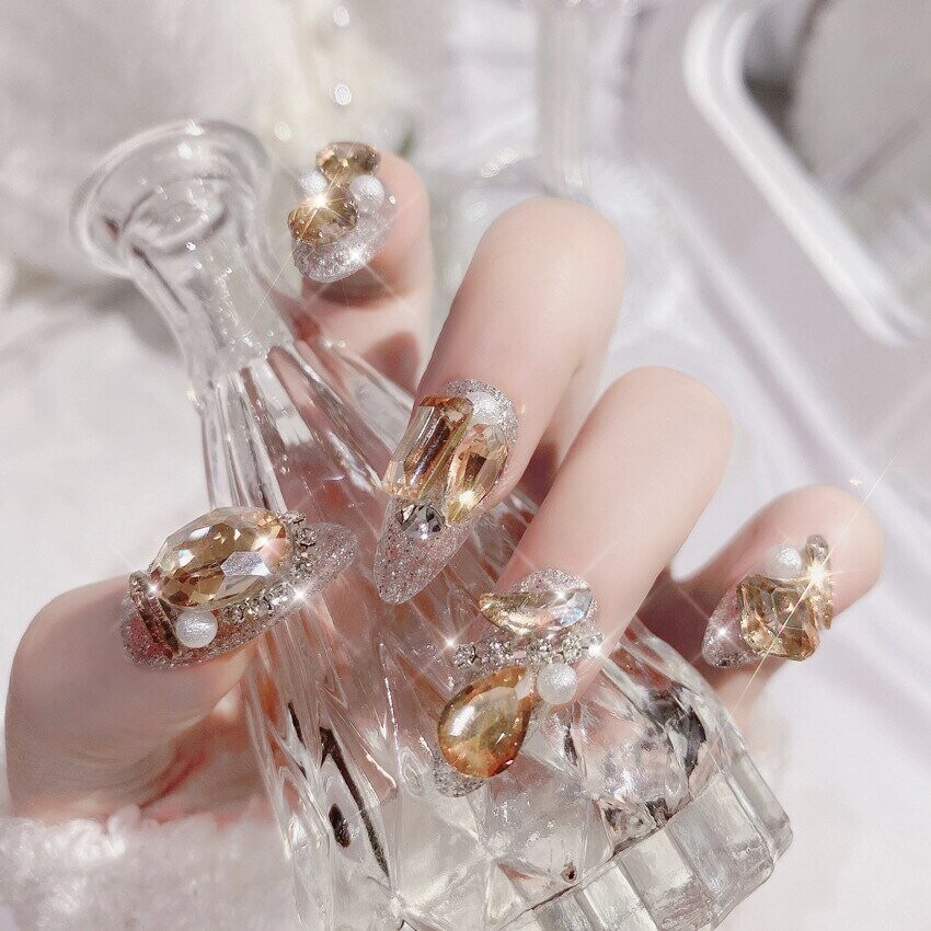 Swarovski Crystal Rhinestone Bling Nail Tips: Gold Champagne
