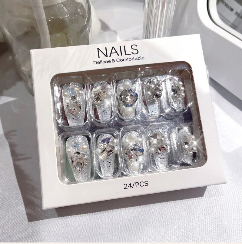 Swarovski Crystal Rhinestone Bling Nail Tips: Diamonds Pearls