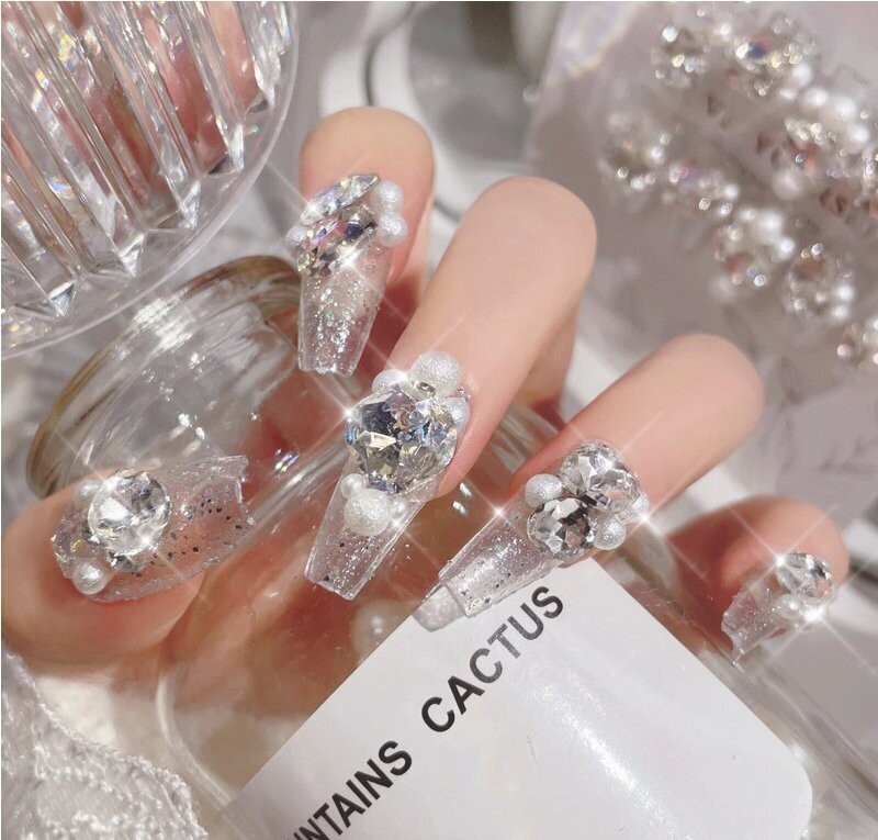 Swarovski Crystal Rhinestone Bling Nail Tips: Diamonds Pearls