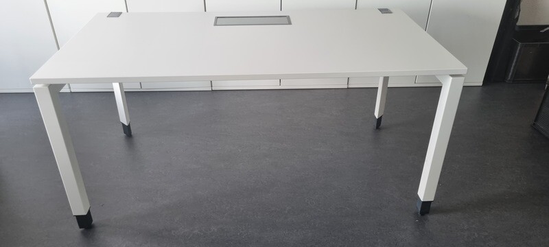 Steelcase - FrameOne Plus