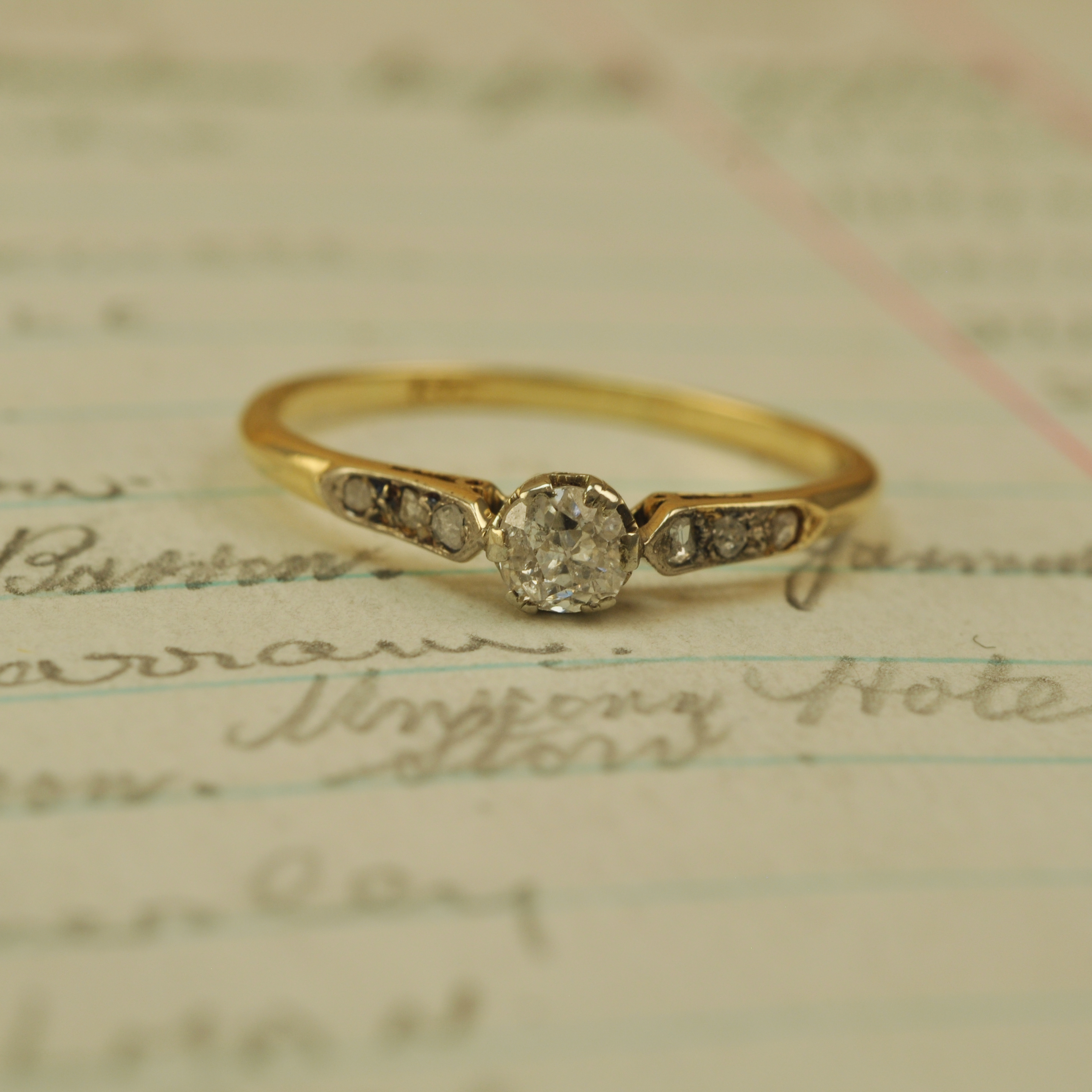 18ct Gold Diamond Ring