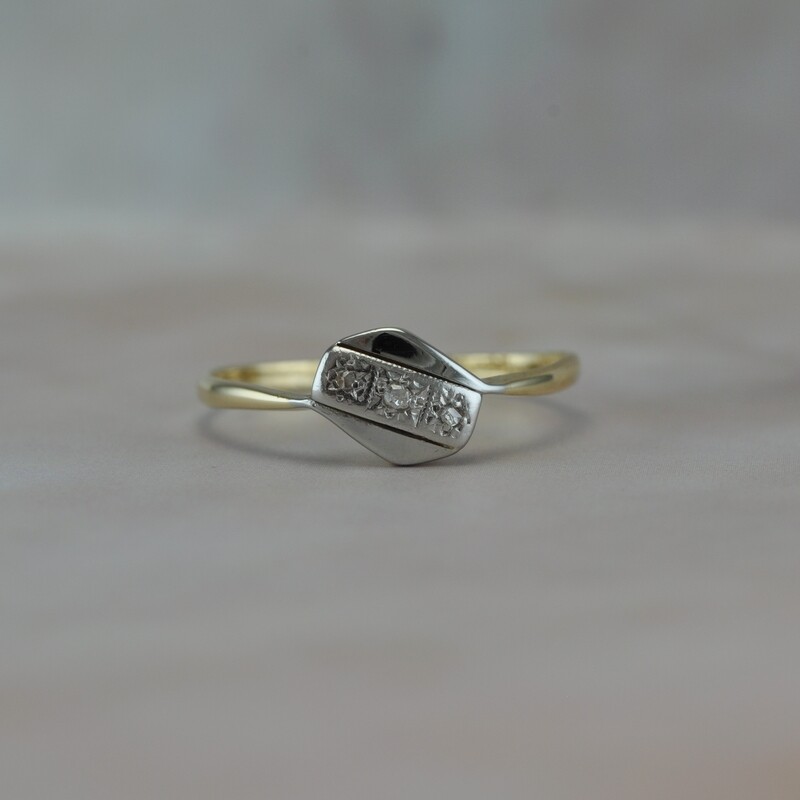 18ct & Platinum Gold Ring