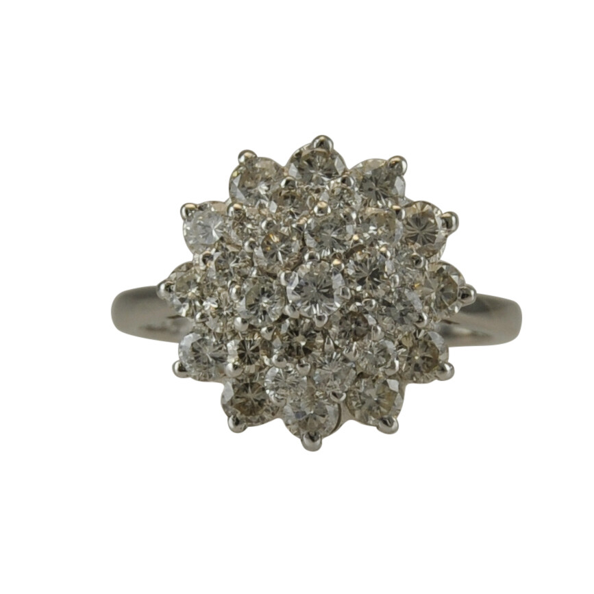 18ct White Gold Diamond Cluster Ring