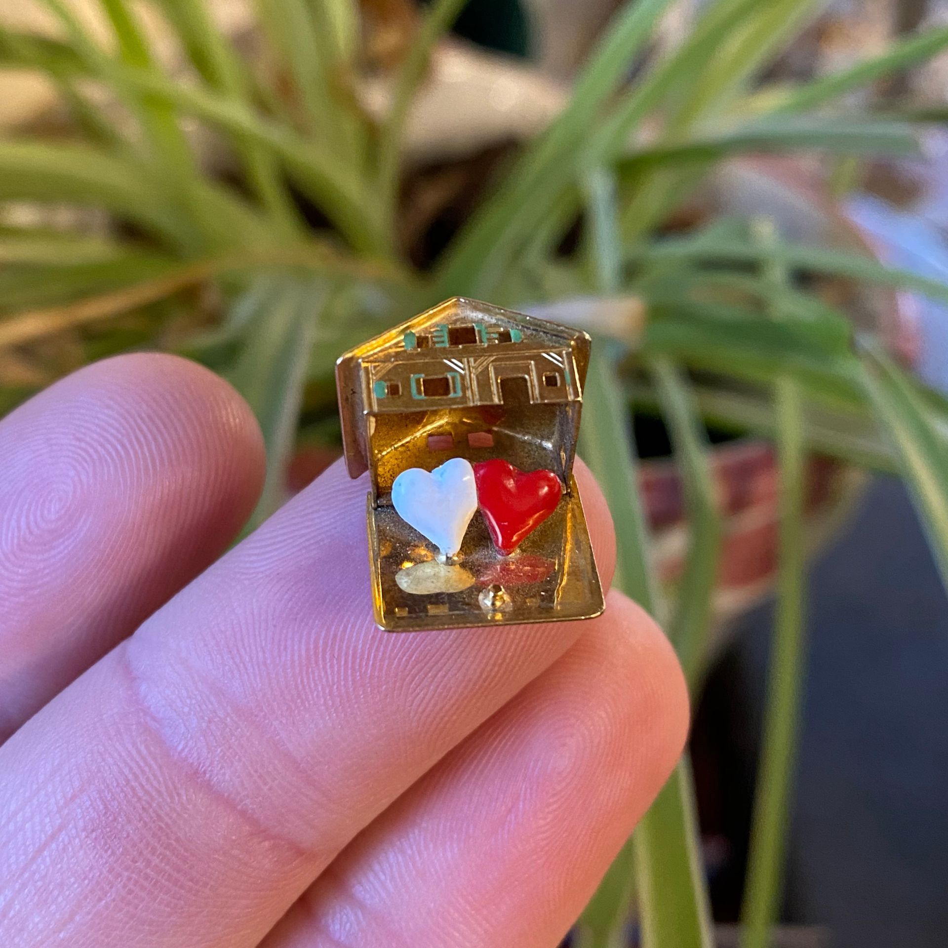 Lovers Cabin Charm