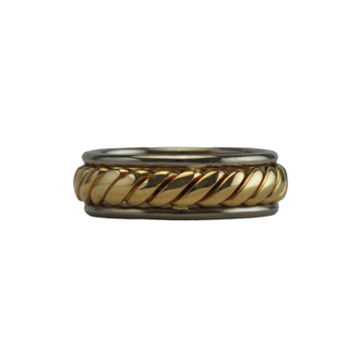 18ct Patterned Wedding Band