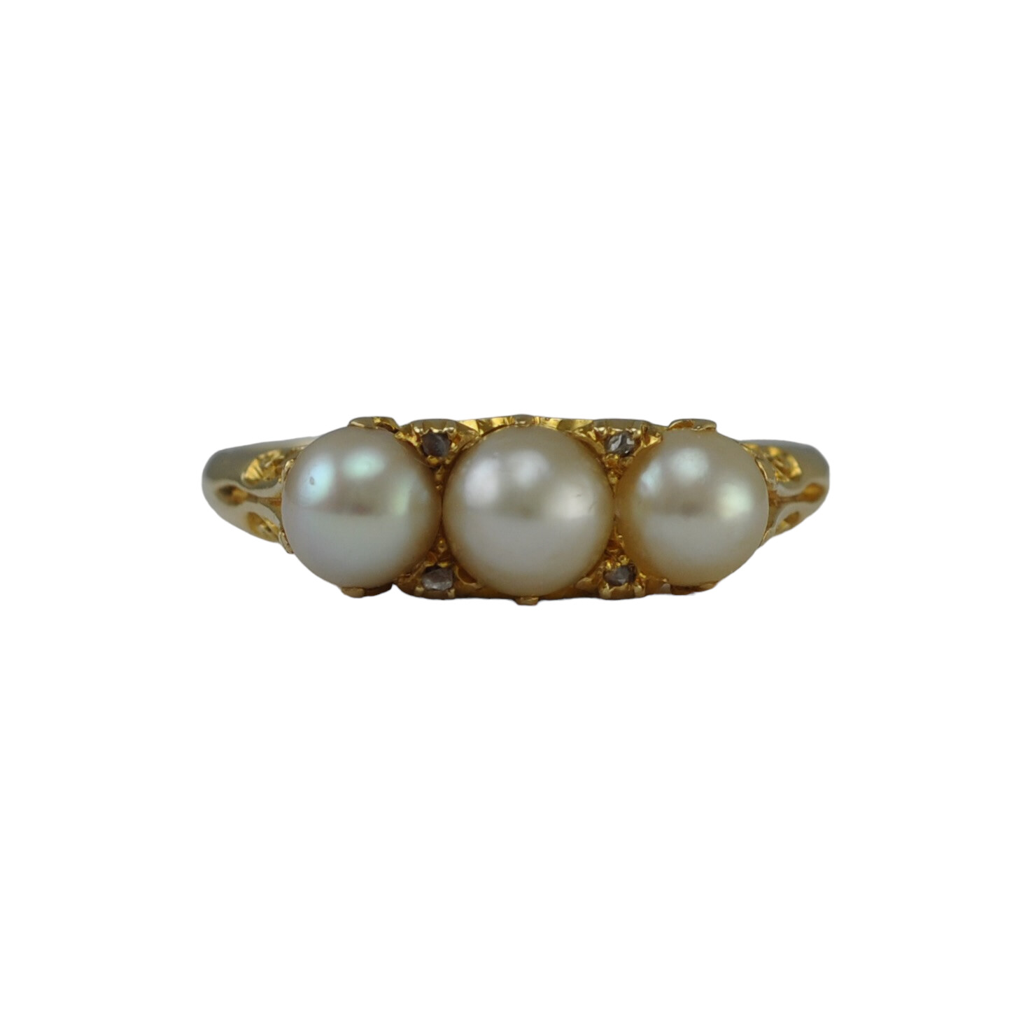 Antique 18ct Pearl and Diamond Ring