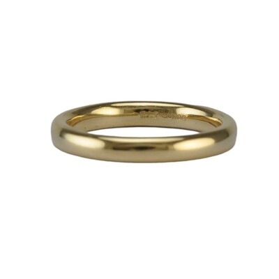 Preowned 18ct heavy court profile wedding ring