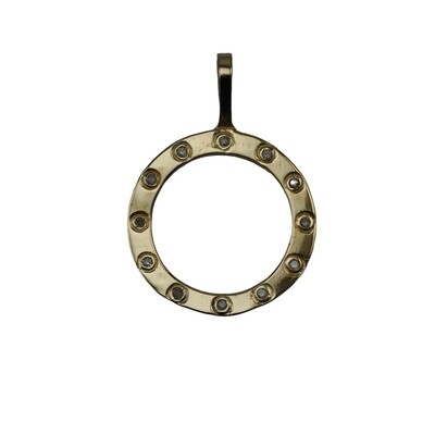 Diamond set gold circular pendant