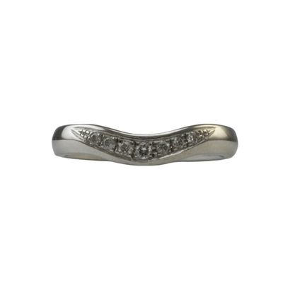 18ct White Gold Curved Diamond Set Wedding Ring