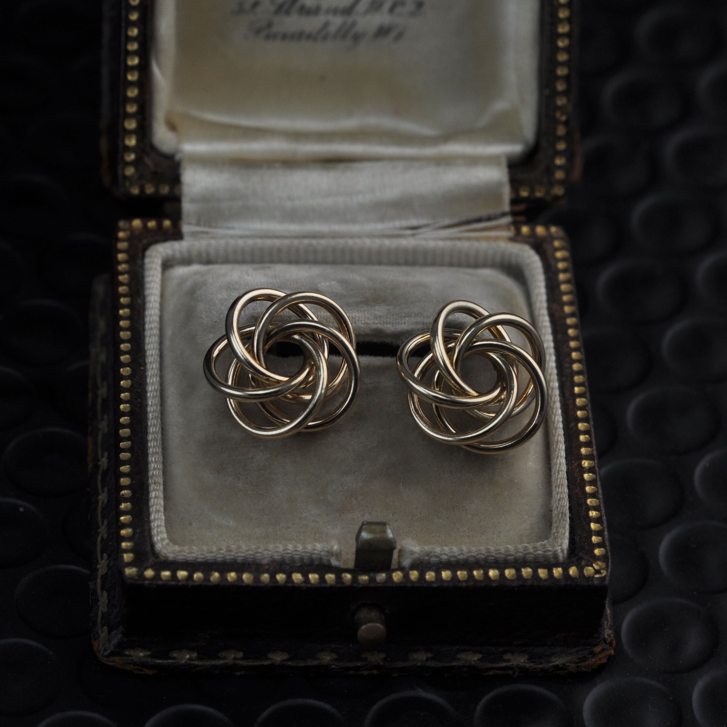 9ct Gold Twisted Spiral Studs