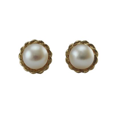 9ct Gold and Pearl Stud Earrings