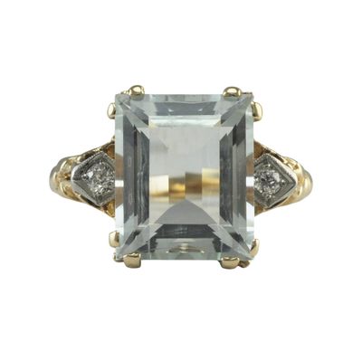14ct and Platinum Aquamarine & Diamond Ring