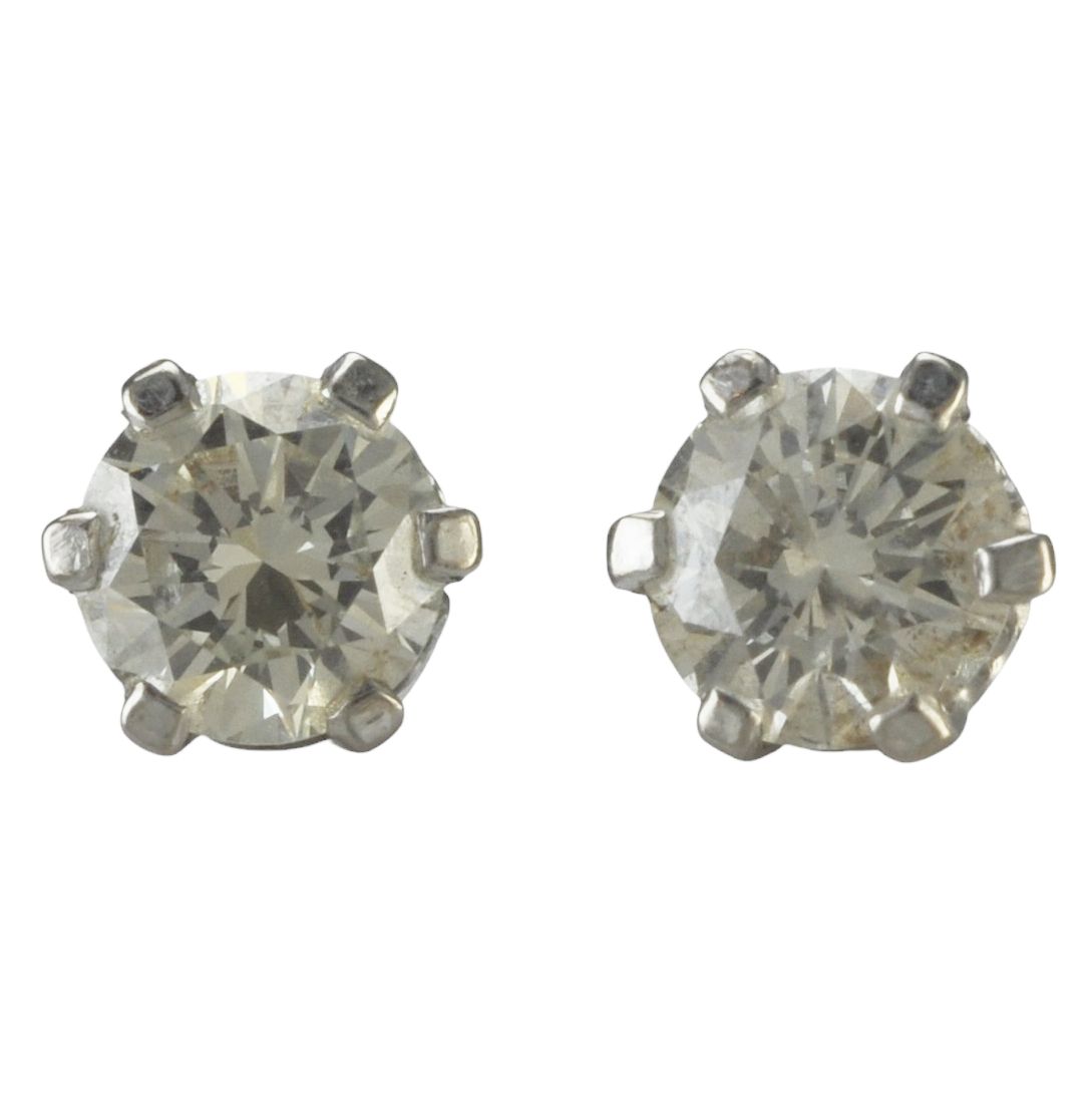 18ct White Gold Diamond Stud Earrings - SOLD