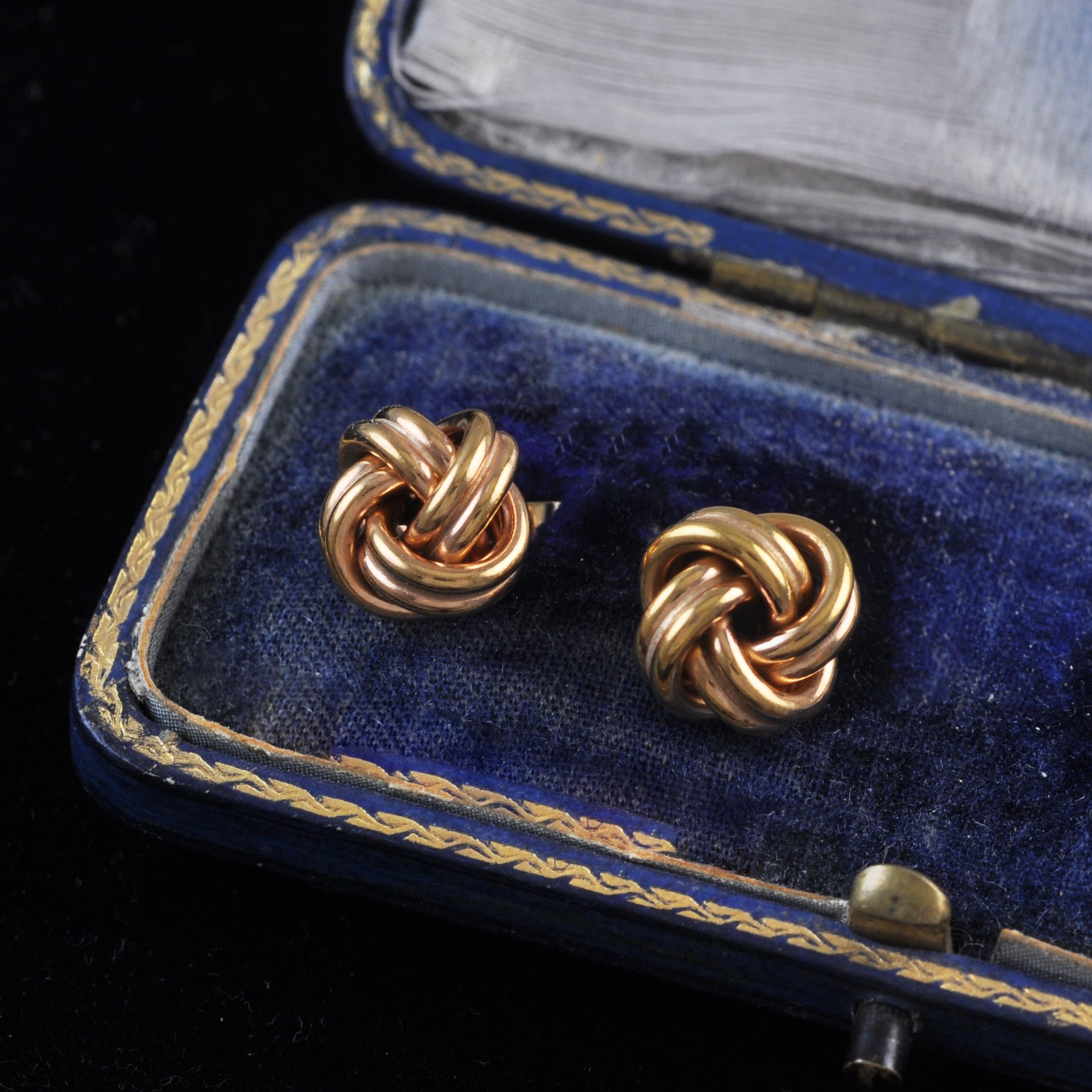 9ct Gold Knot Stud Earrings