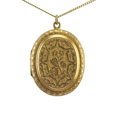 Victorian 18ct Floral Locket