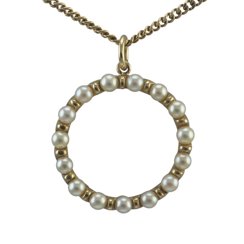 Vintage 9ct Gold and Pearl Circle Pendant