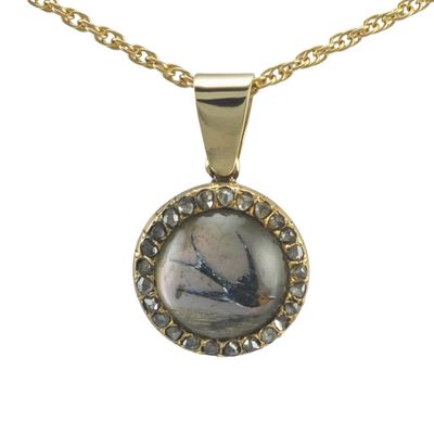 Antique Essex Crystal Pendant