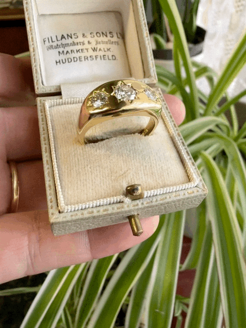 Vintage Diamond Three Stone Gypsy Ring