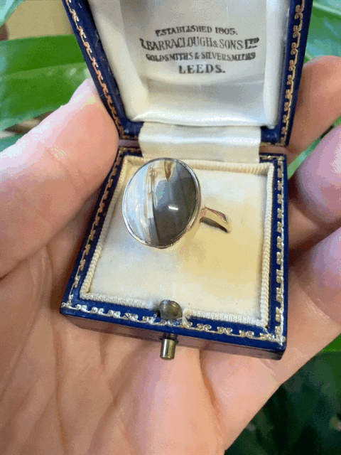 9ct Agate Dome Dress Ring