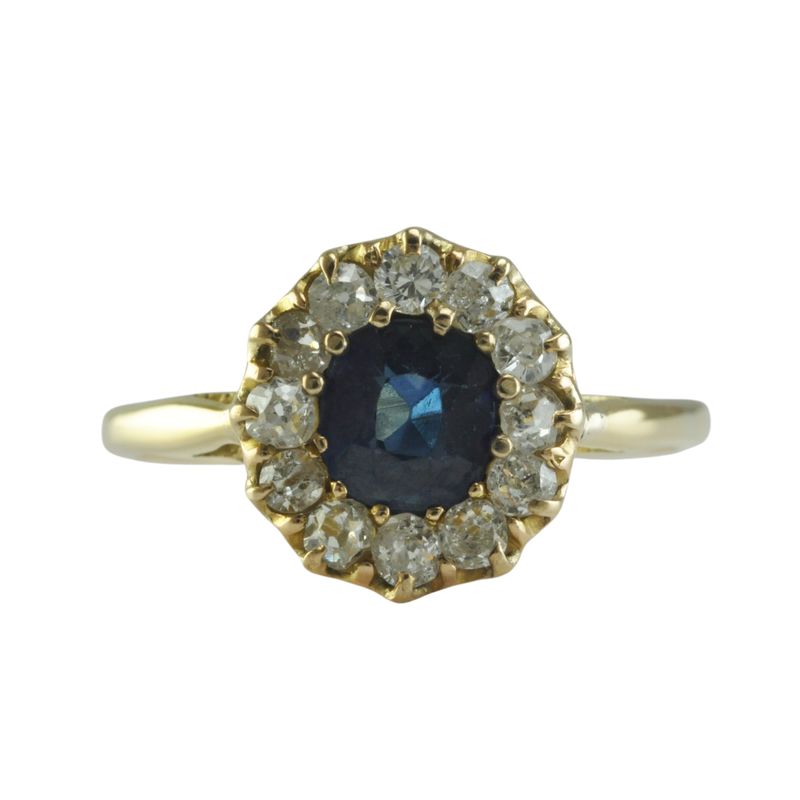 18ct Sapphire & Diamond Ring