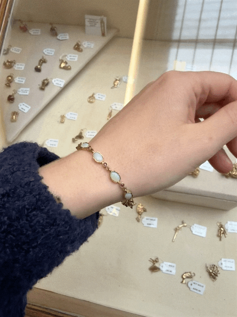 9ct Opal & Garnet Bracelet