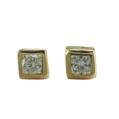 18ct Gold Diamond Square Studs 18ct Gold Diamond Square Studs