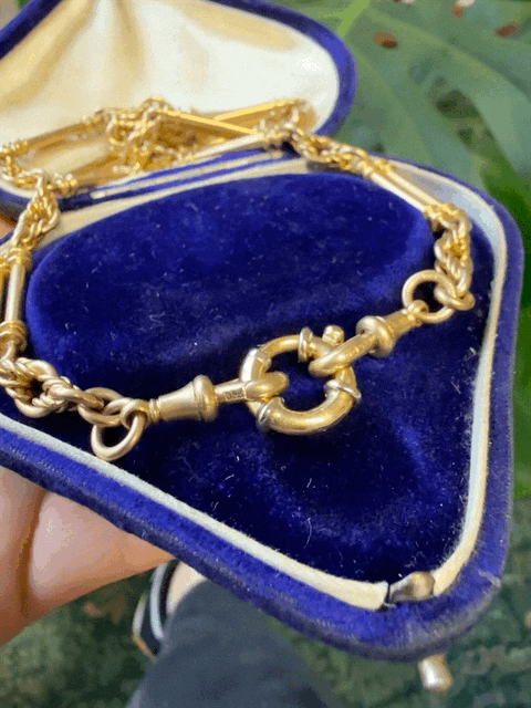 18ct Gold Chunky Bolt Ring