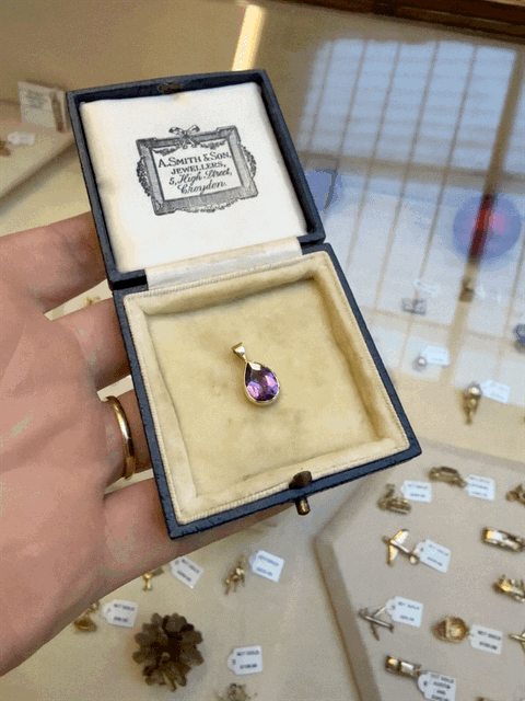 9ct Gold Amethyst Pendant