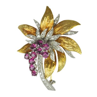 Vintage 18ct Ruby and Diamond Brooch