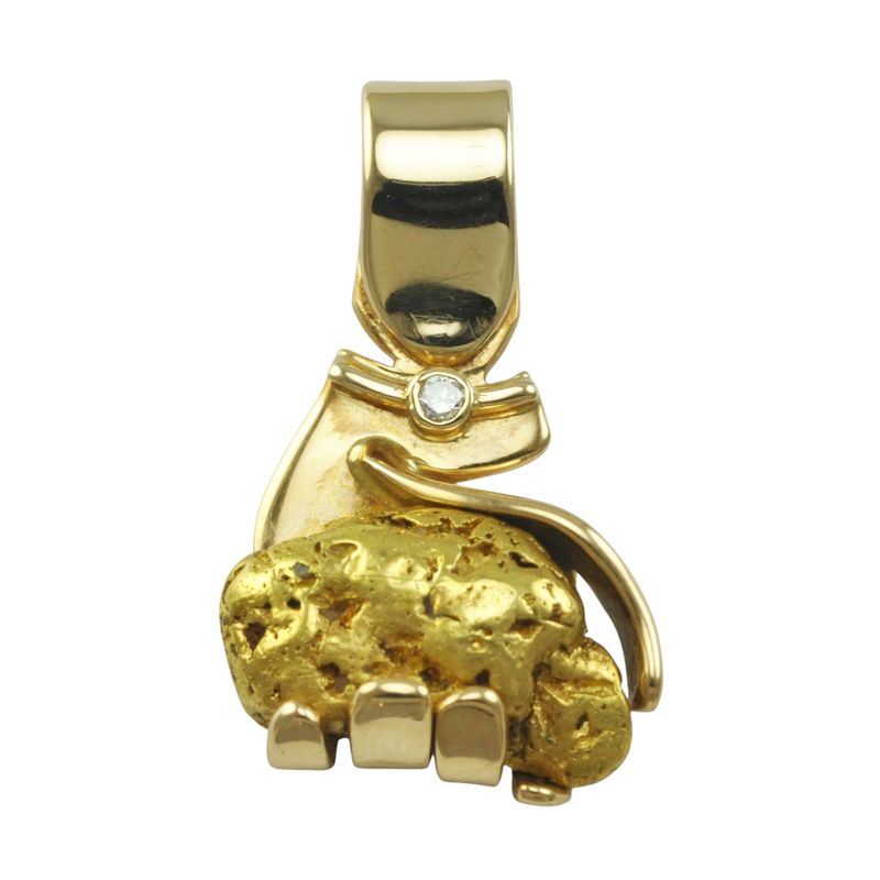 18ct Diamond Set Hand with Gold Nugget