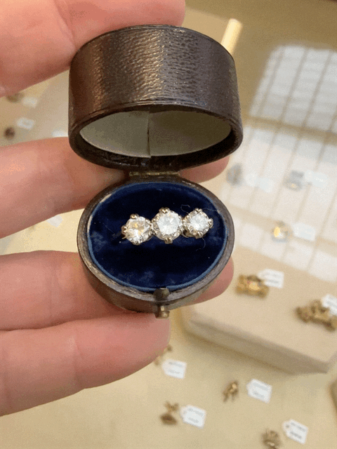 18ct Diamond Three Stone Ring