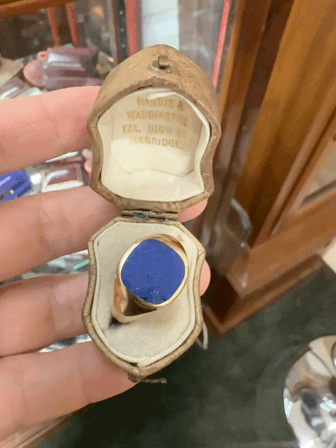 9ct Gold Lapis Cushion Cut Signet Ring