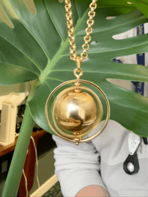 18ct Gold Spinning Globe Pendant