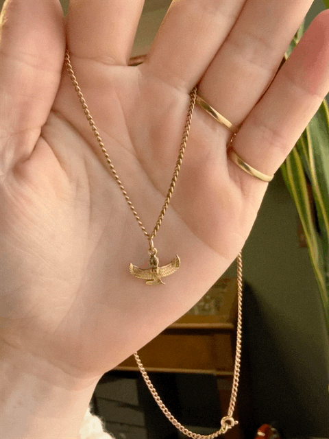 18ct Gold Isis Egyptian Goddess Pendant