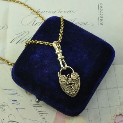 9ct Gold Floral Heart Padlock 9ct Gold Floral Heart Padlock
