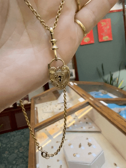 9ct Gold Floral Heart Padlock