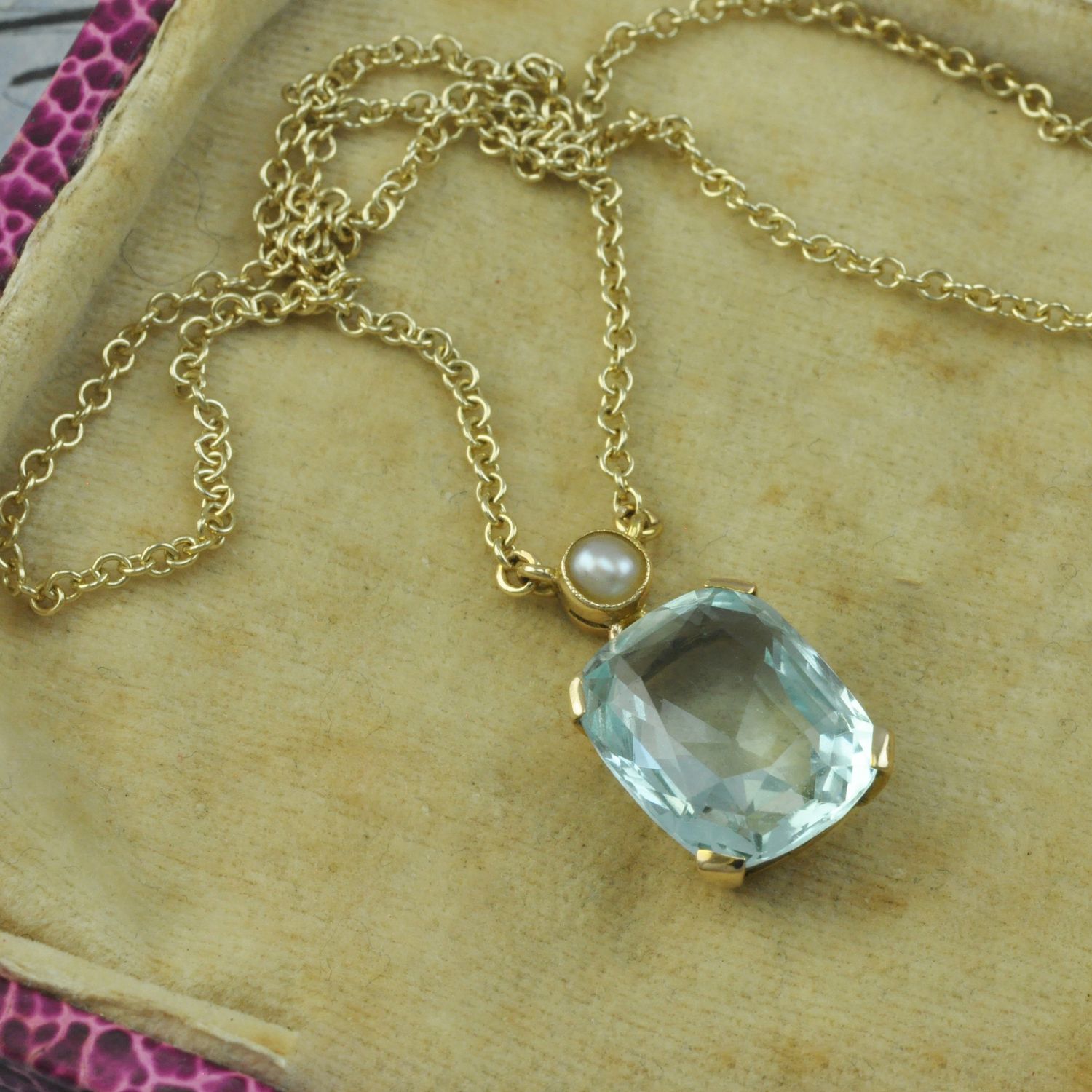 9ct Aquamarine and Pearl Necklace