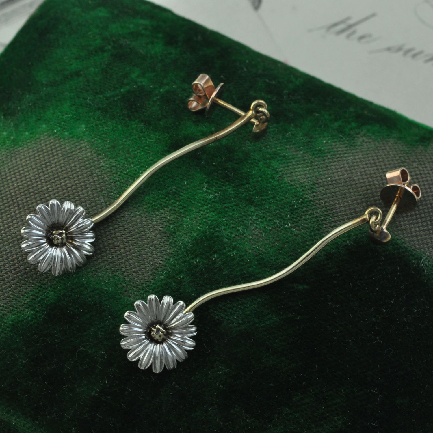 9ct Gold Daisy Drop Earrings