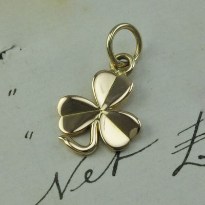 Antique 15ct Clover Pendant