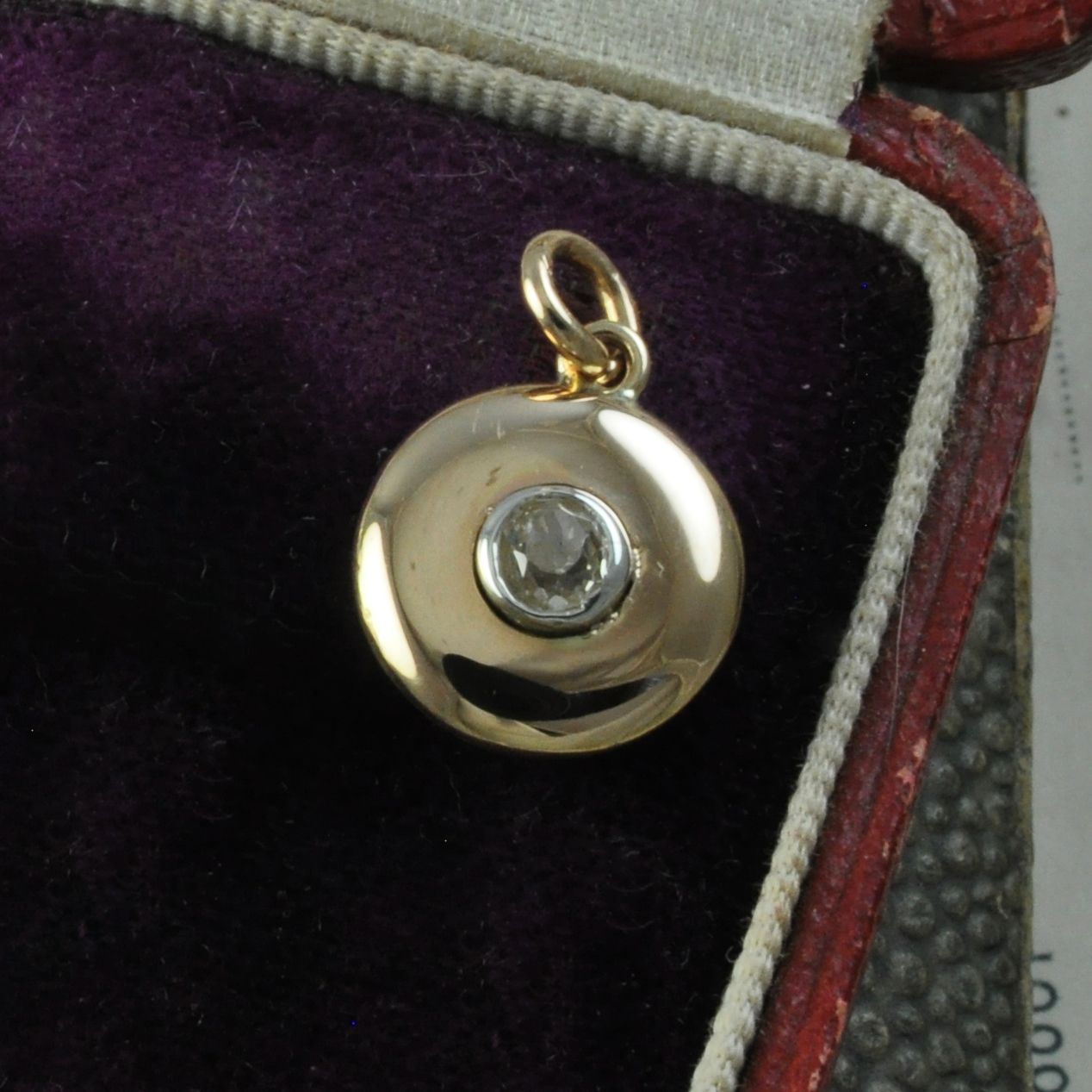 15ct Gold Antique Diamond Set Disc Pendant