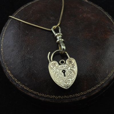 Vintage 9ct Gold Floral Heart Padlock