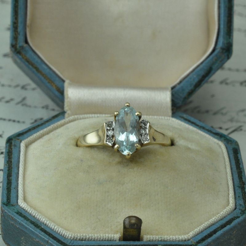Vintage 9ct Aquamarine and Diamond Ring